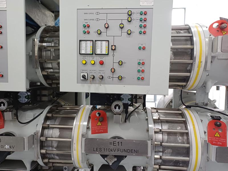 Echipamente din stația de transformare București Nord, Foto: Hotnews