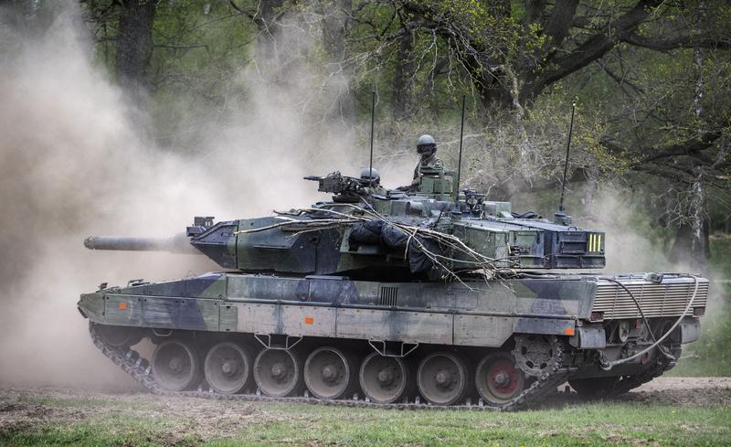 Un tanc Strv 122, în timpul unor manevre militare în Suedia, Foto: Johan NILSSON / AFP / Profimedia