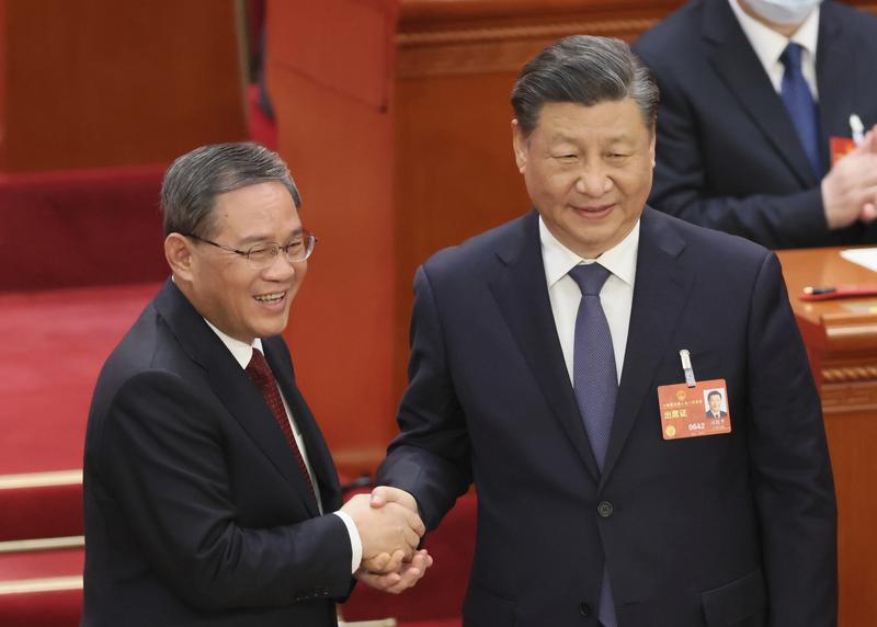 Premierul chinez Li Qiang alaturi de presedintele Xi Jinping, Foto: Ichiro Ohara / AP / Profimedia