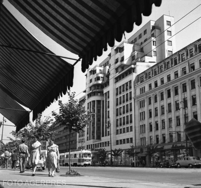 Hotelul Ambasador de pe Bulevardul Magheru din Capitala 1962, Foto: Agerpres