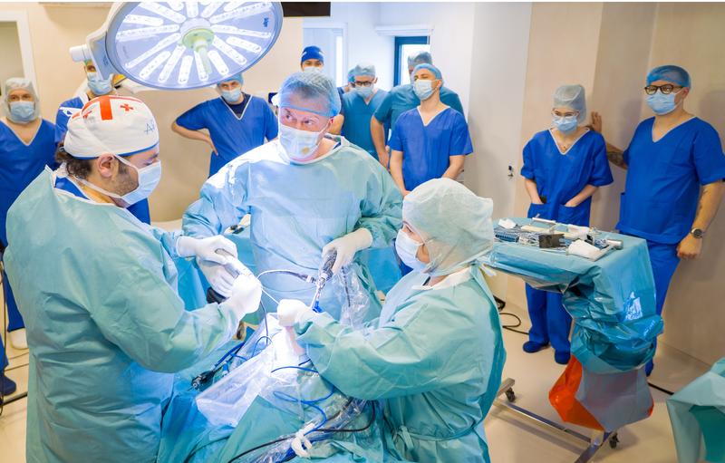 Chirurgie ortopedică, Foto: MedLife
