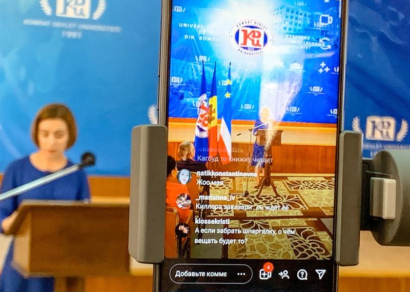 Maia Sandu in timpul unei vizite la Comrat, resedinta administrativa a Gagauziei, in 2022, Foto: Kommersant Photo Agency / ddp USA / Profimedia