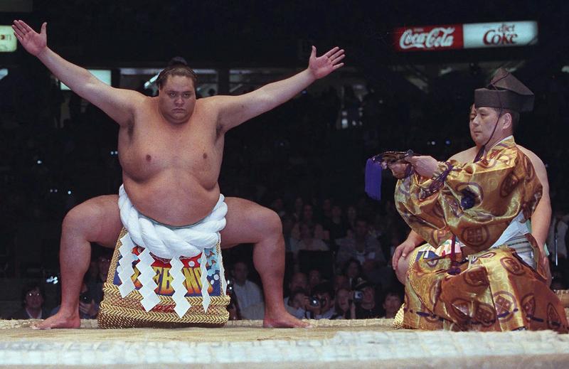 Akebono, un mare campion de sumo venit din Hawaii, Foto: Chuck Stoody / AP / Profimedia