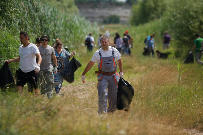 Campanie de curățenie în parcul Văcărești, Foto: Inquam Photos / George Călin