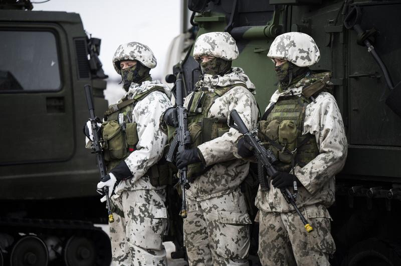 Militari finlandezi în timpul unor exerciții de război, Foto: Jouni Porsanger / Shutterstock Editorial / Profimedia