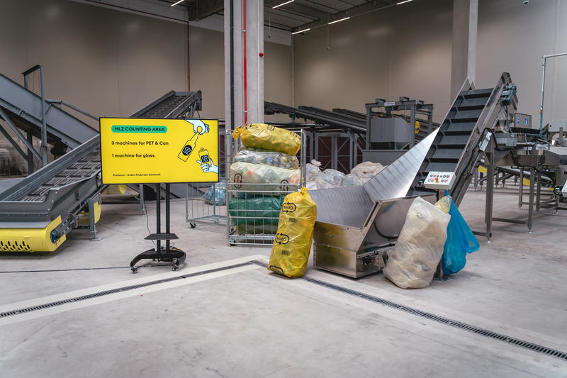 Procedură de selecție în vederea achiziționării de saci de plastic pentru colectarea ambalajelor SGR , Foto: RetuRO