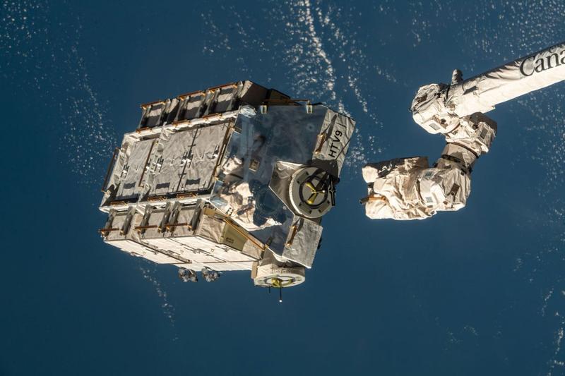 O incarcatura de baterii vechi de pe ISS, Foto: NASA / Zuma Press / Profimedia