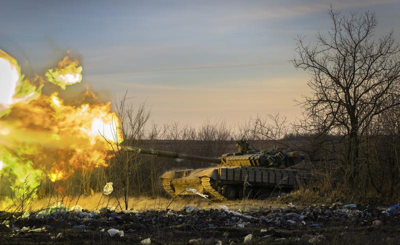 Un tanc ucrainean la Ceasiv Iar , Foto: Efrem Lukatsky / AP / Profimedia