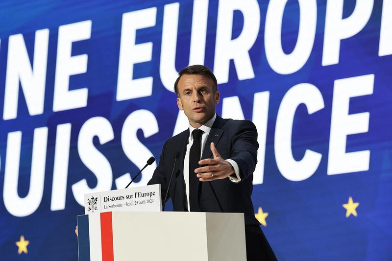 Emmanuel Macron , Foto: Christophe PETIT TESSON / AFP / Profimedia