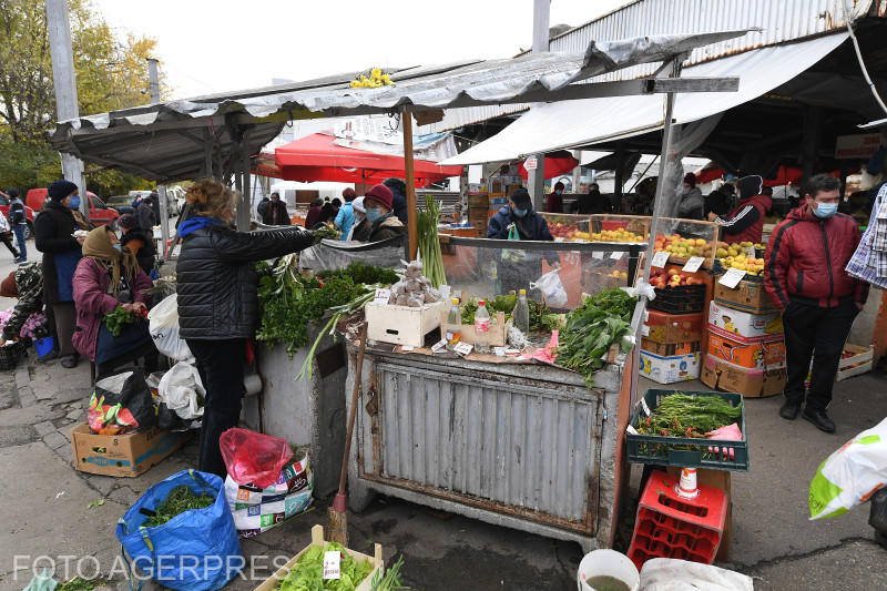 Piata Drumul Taberei Bucuresti, Foto: Agerpres