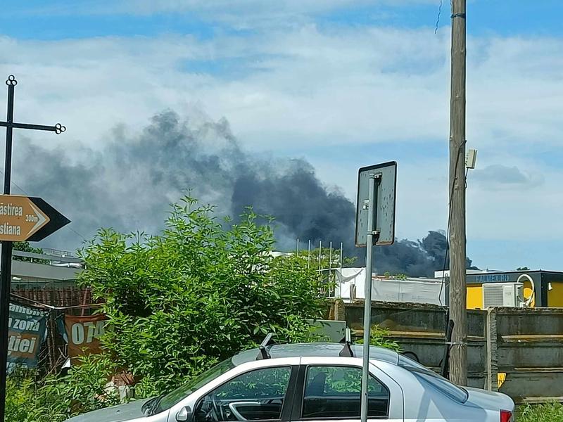 Incendiu în zona de nord a Capitalei, Foto: Alexandra Coșlea / HotNews.ro