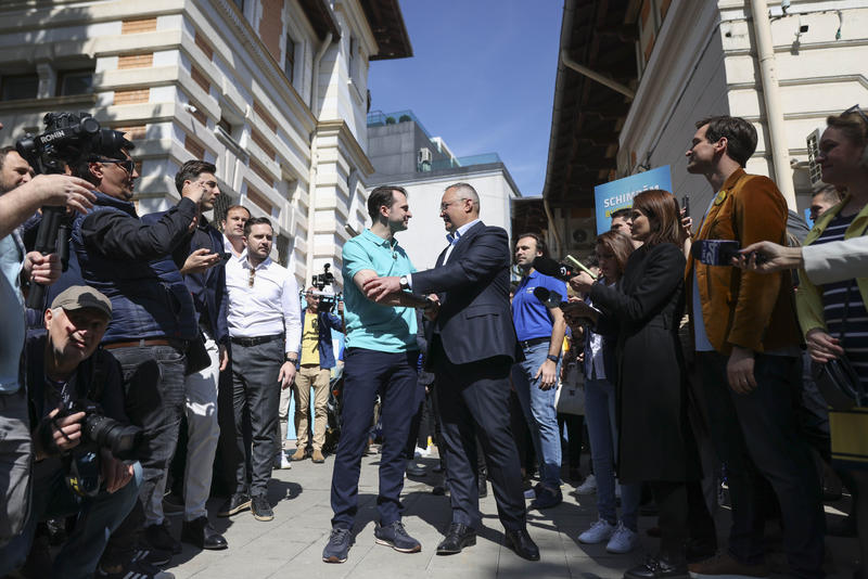 Sebastian Burduja si Nicolae Ciuca, Foto: Inquam Photos / George Călin