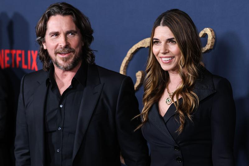 Christian Bale alaturi de actrita Sibi Blazic la premiera „The Pale Blue Eye”, un film pe care l-a facut pentru Netflix, Foto: Xavier Collin-Image Press Agency / Splash News / Profimedia