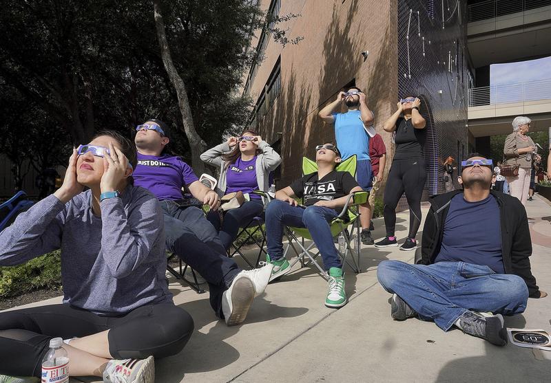 Milioane de oameni se pregătesc să vadă eclipsa totală de soare, Foto: Joel Martinez / AP / Profimedia