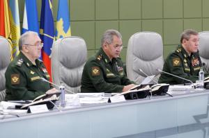 Ruslan Talikov (stanga), Serghei Soigu (centru), Valeri Gherasimov (dreapta), Foto: TASS / ddp USA / Profimedia