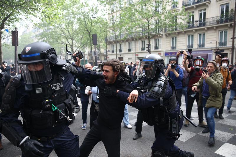 Demonstratii violente in Franta de 1 Mai, Foto: Andrew Gardner/Story Picture Age / Shutterstock Editorial / Profimedia