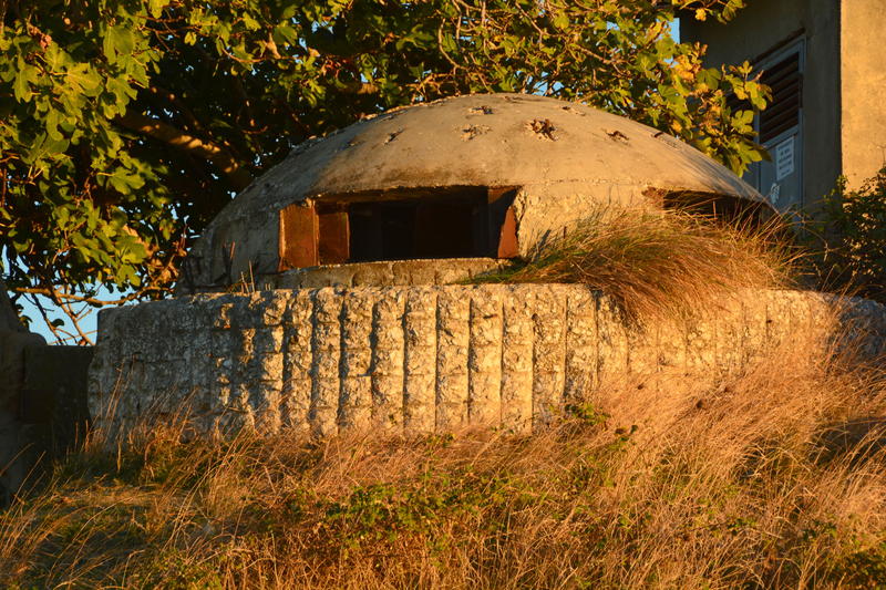 Albania a construit 170 de mii de buncare, Foto: Eniko Balogh | Dreamstime.com