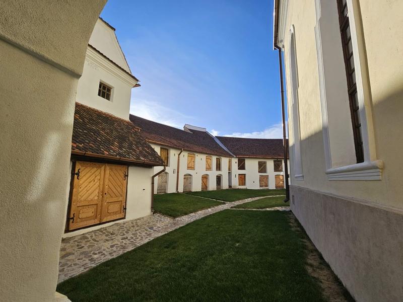 Curtea de la Sanpetru, Foto: Vlad Barza / HotNews.ro