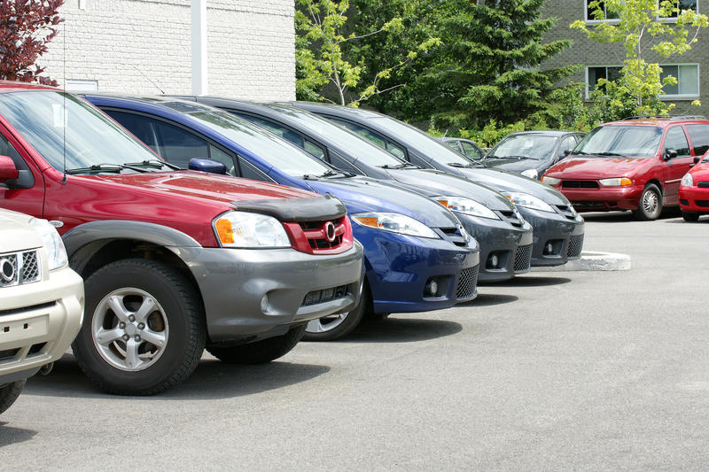 mașini, Foto: ID 15053282 © Raytags | Dreamstime.com