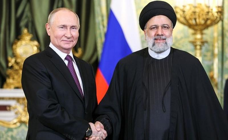 Vladimir Putin și Ebrahim Raisi, Foto: APAImages / Shutterstock Editorial / Profimedia