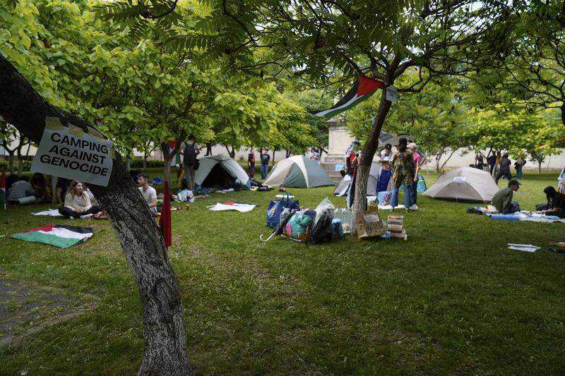 Protestatarii pro-Palestina din București au instalat corturi , Foto: Inquam Photos / Saul Pop