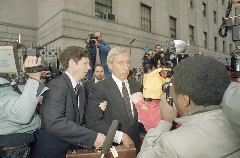 Ivan Boesky, pledând „vinovat”, Foto: G. PAUL BURNETT / AP / Profimedia