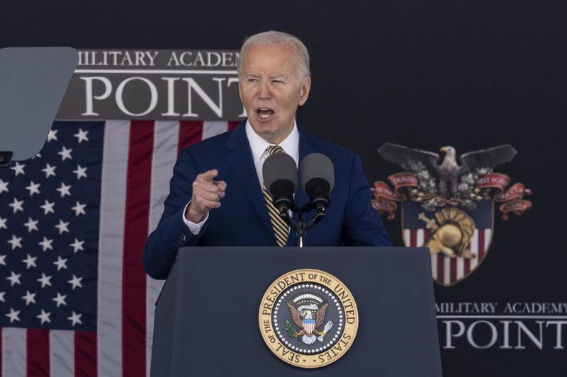 Președintele Joe Buden ține un discurs în timpul ceremoniei de absolvire a promoției 2024 a Academiei Militare a SUA, la West Point, New York, 25 mai 2024., Foto: Lev Radin/ZUMA Press Wire / SplashNews.com / Splash / Profimedia