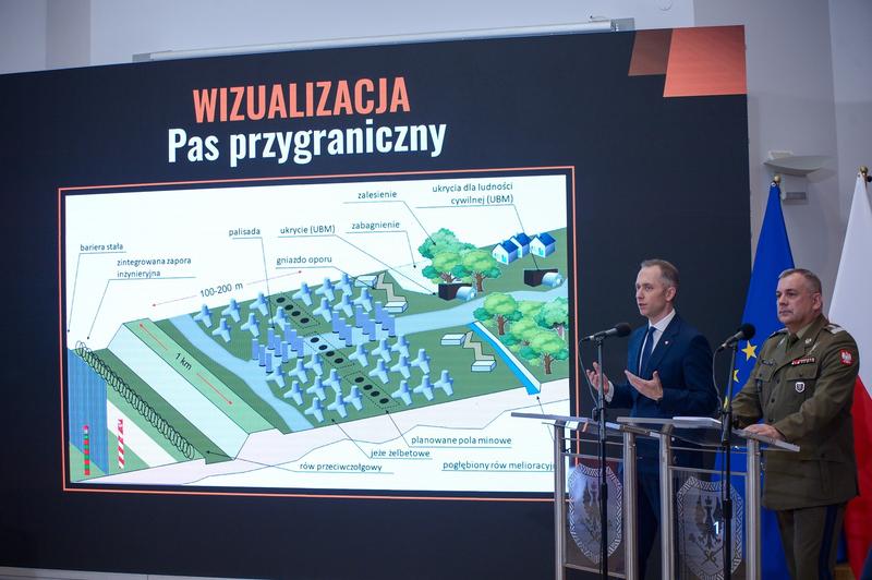 „Scutul estic” a fost prezentat de viceministrul polonez al apararii Cezary Tomczyk si generalul Wieslaw Kukula, Foto: Marcin Obara / PAP / Profimedia Images