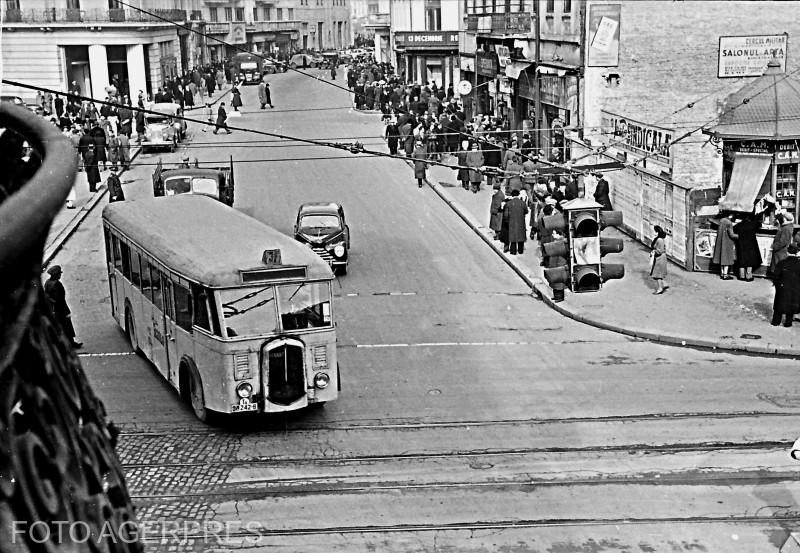 Imagine de pe Calea Victoriei - 1950, Foto: AGERPRES FOTO/ARHIVA ISTORICA