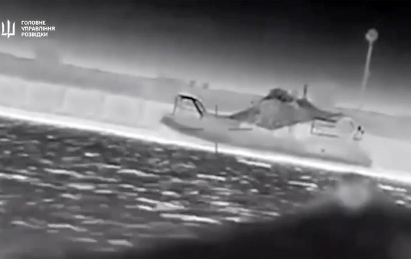 Ucrainenii au distrus cu o drona Magura V5 o barca rusa Mangust , Foto: east2west news / WillWest News / Profimedia
