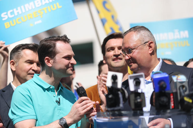 Nicolae Ciucă și Sebastian Burduja, lansare candidatură București , Foto: Inquam Photos / George Călin