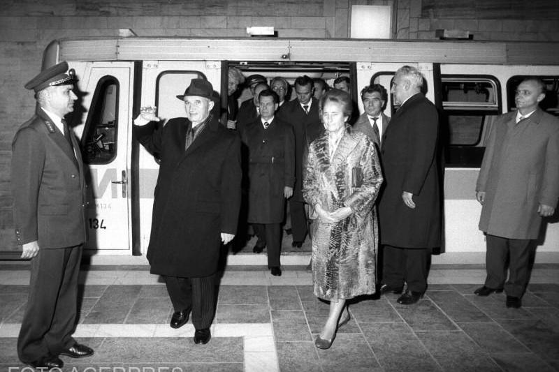 Nicolae și Elena Ceaușescu la inaugurarea tronsonului de metrou Piața Unirii - Pipera (1987), Foto: AGERPRES FOTO/ARHIVA