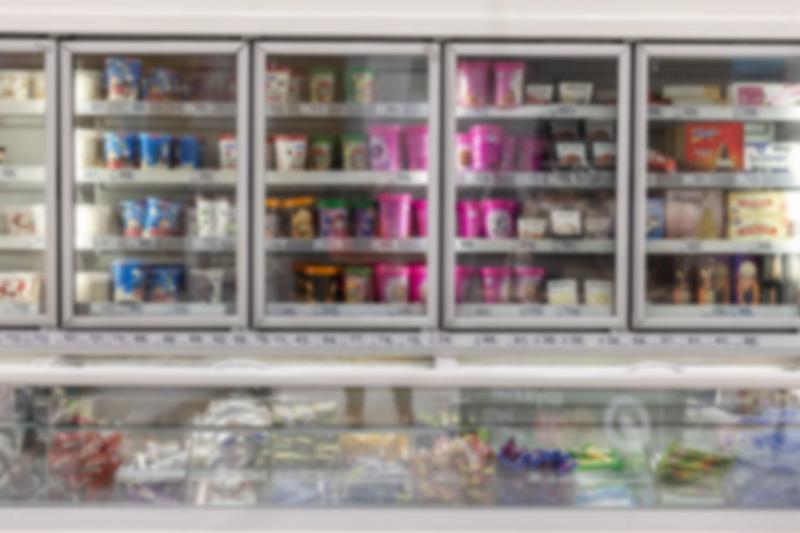 Vitrina cu inghetata in supermarket, Foto: Anna Demidova | Dreamstime.com