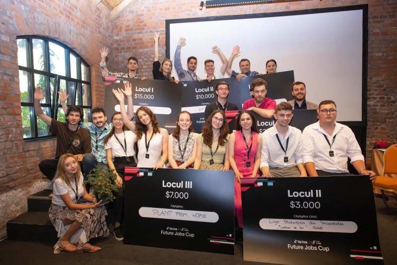 Premiile Future Jobs Cup 2024. Cum reconfigurează tinerii români viitorul