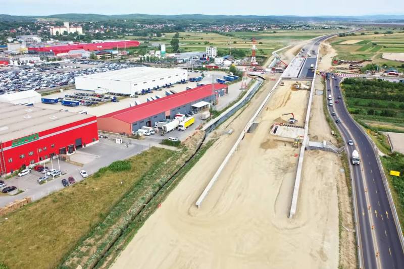 VIDEO Cum arată acum autostrada A1 care se construiește după Pitești: „Punctul critic” de care depinde o deschidere parțială în acest an