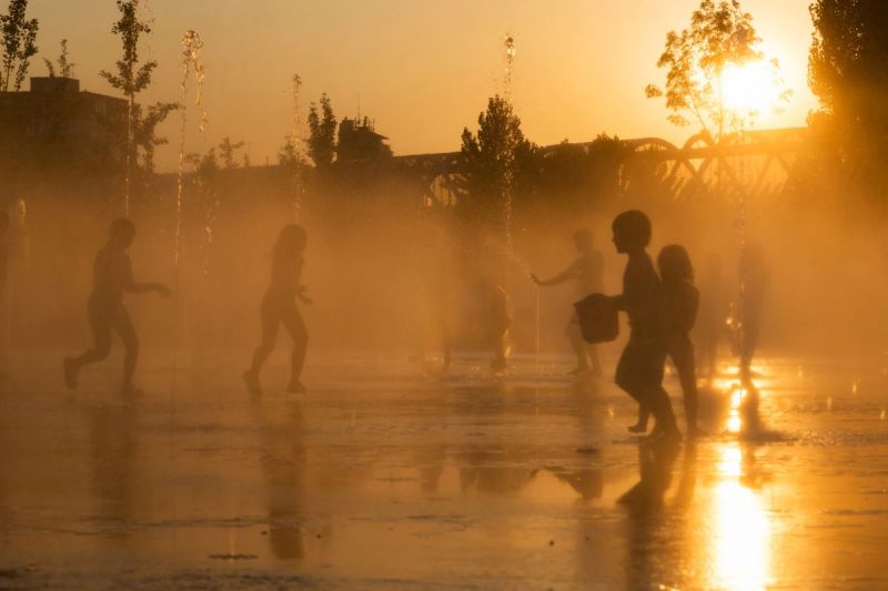 Joi a fost cea mai caldă zi din 2024 în România. Unde au fost cele mai mari temperaturi și cum va fi vremea în weekend