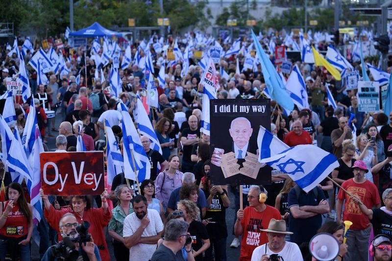 Protest la Tel Aviv, 25 mai 2024. Oamenii cer demisia guvernului premierului Benjamin Netanyahu și recuperarea ostaticilor din Fâșia Gaza., Foto: AA/ABACA / Abaca Press / Profimedia