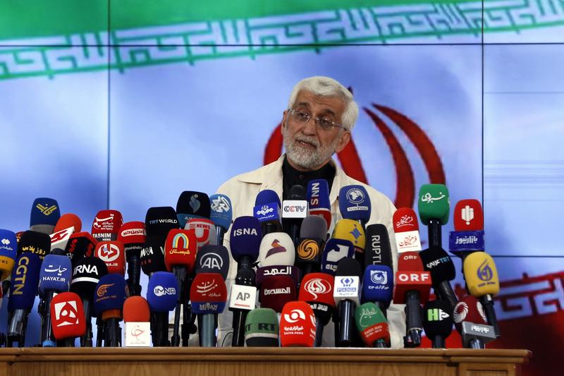 Saeed Jalili susține o conferință de presă după ce și-a înregistrat candidatura pentru alegerile prezidențiale din Iran. Teheran, 30 mai 2024. , Foto: AFP / AFP / Profimedia