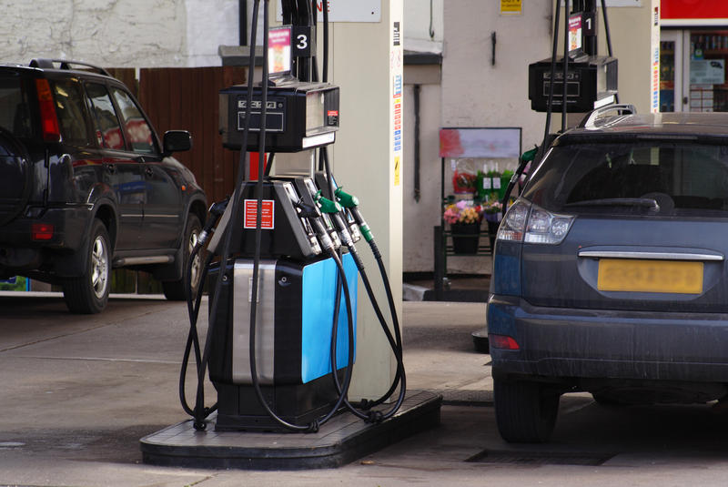 Alimentare benzina si motorina, Foto: Stuart Key | Dreamstime.com