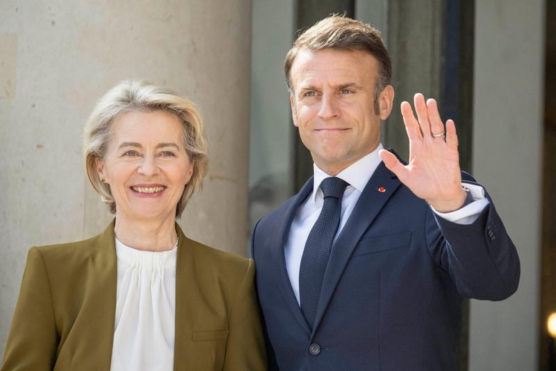 Ursula von der Leyen și Emmanuel Macron, Foto: Hotnews