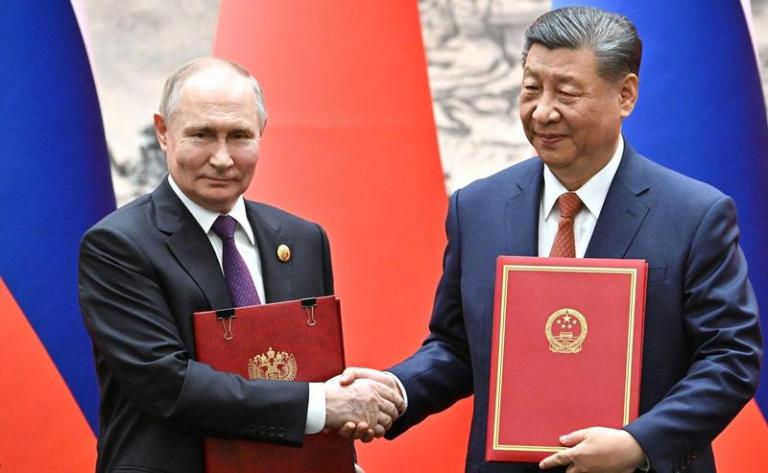 Președintele rus Vladimir Putin și omologul său chinez Xi Jinping, Foto: American Photo Archive / Alamy / Alamy / Profimedia