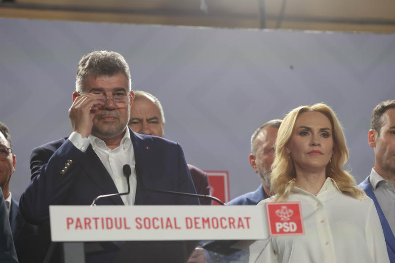 Marcel Ciolacu și Gabriela Firea, Foto: Inquam Photos / George Călin