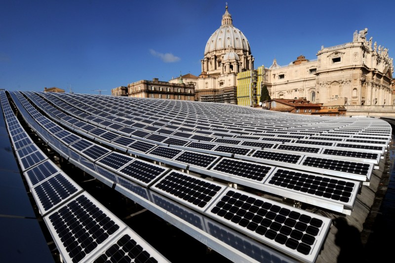Papa Francisc a dat ordin: Întregul Vatican ca fi alimentat doar cu energie „verde”