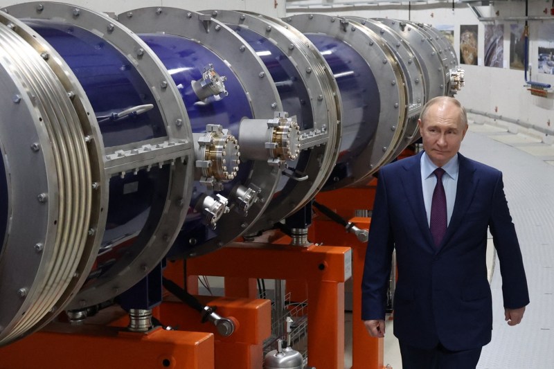Vladimir Putin anunță că Rusia își va dezvolta în continuare arsenalul nuclear, pentru menținerea „echilibrului puterii” la nivel mondial