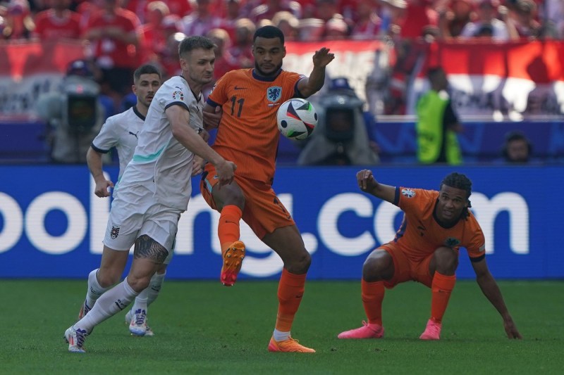 Acum se decide cu cine joacă „naționala”, dacă ocupăm locul 2. Olanda – Austria 2-3, Franța – Polonia 1-1