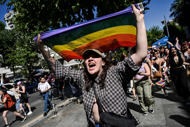 Poliția turcă a arestat 15 persoane pentru că au participat la un marș Pride interzis