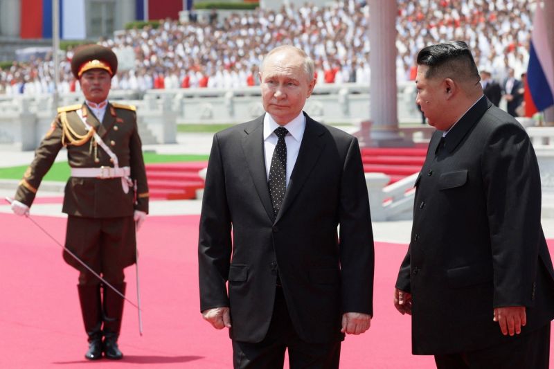Rusia și Coreea de Nord au semnat un pact ce include o clauză de apărare reciprocă. De ce vizita lui Putin la Phenian „e o veste proastă pentru restul lumii”