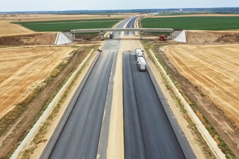 VIDEO Drumul expres spre Craiova, deschis anul acesta până în autostrada A1 la Pitești? Nu, dar e posibilă o inaugurare parțială. Cum arată acum