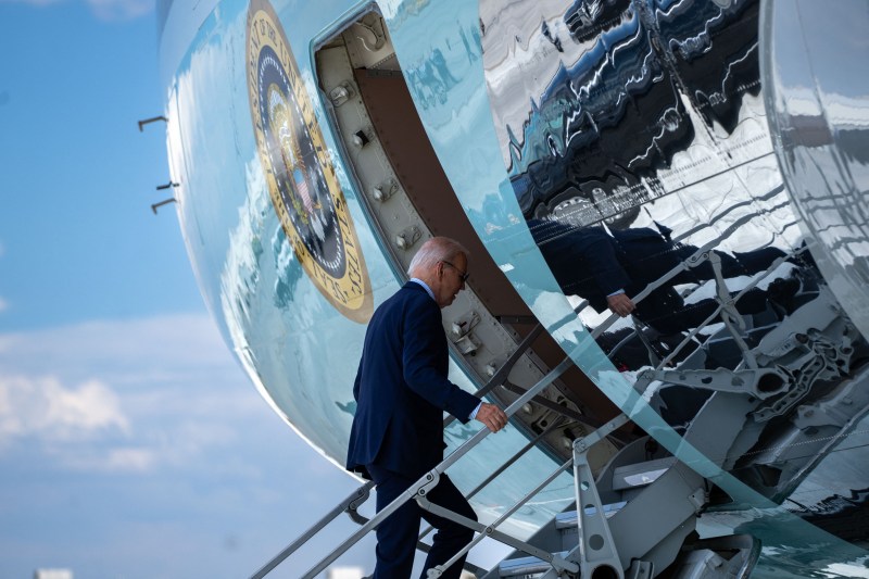 Joe Biden a fost testat pozitiv cu Covid și se va autoizola în Delaware