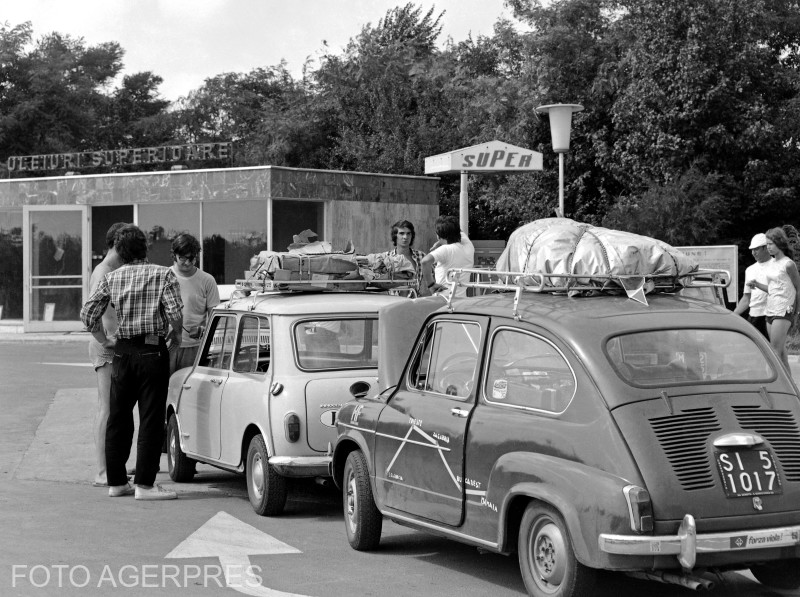 Sezonul estival in statiunea turistica Neptun 1970 / FOTO Agerpres